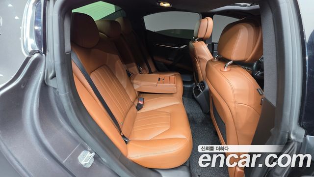 MASERATI Ghibli 3.0 2015 - photo 19 - Import Corée du Sud | International Cars