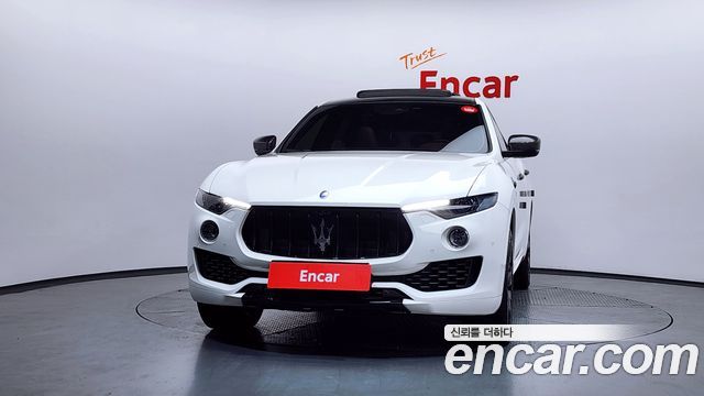 MASERATI Levante 3.0 AWD 그란Sport 2018 - photo 3 - Import Corée du Sud | International Cars