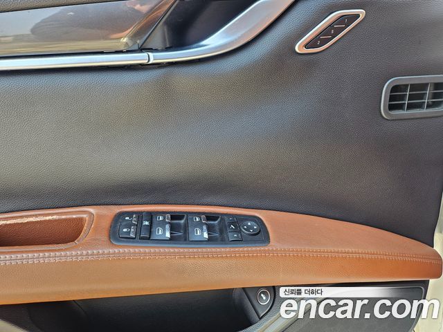 MASERATI Ghibli 3.0 2014 - photo 10 - Import Corée du Sud | International Cars