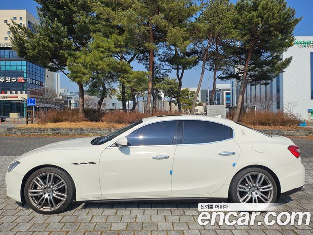 MASERATI Ghibli 3.0 2014 - photo 4 - Import Corée du Sud | International Cars