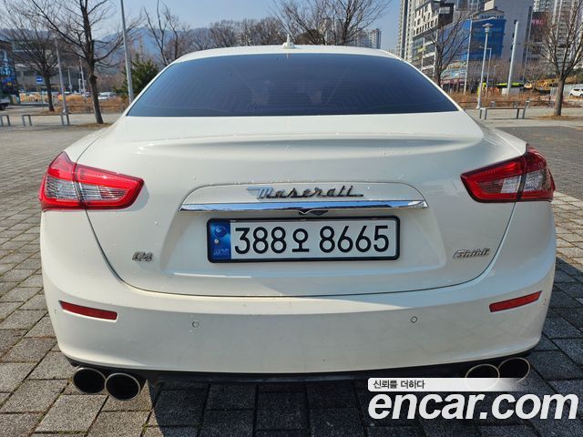 MASERATI Ghibli 3.0 2014 - photo 6 - Import Corée du Sud | International Cars