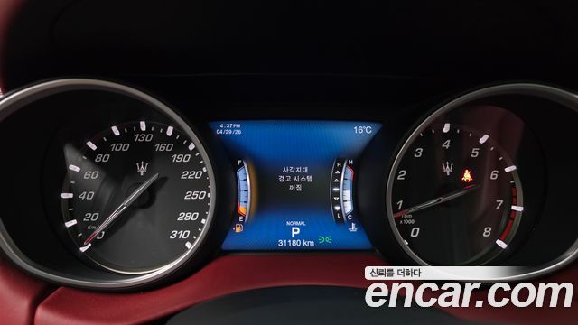 MASERATI Levante 3.0 AWD 그란Sport 2020 - photo 11 - Import Corée du Sud | International Cars