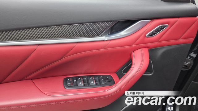 MASERATI Levante 3.0 AWD 그란Sport 2020 - photo 33 - Import Corée du Sud | International Cars