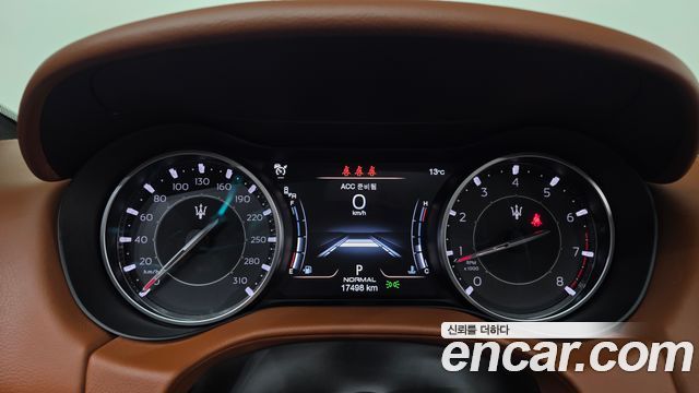 MASERATI Ghibli 2.0 GT 2022 - photo 8 - Import Corée du Sud | International Cars