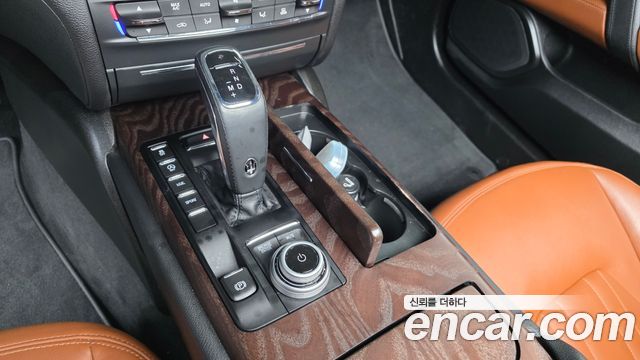 MASERATI Ghibli 2.0 GT 2022 - photo 9 - Import Corée du Sud | International Cars