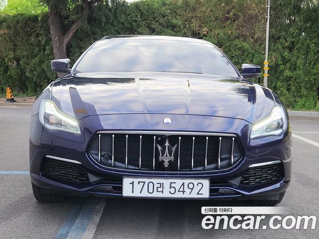 MASERATI Quattro포르테 3.0 디젤 그란루쏘 2018 - photo 5 - Import Corée du Sud | International Cars