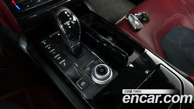 MASERATI Quattro포르테 S 3.0 V6 2017 - photo 12 - Import Corée du Sud | International Cars