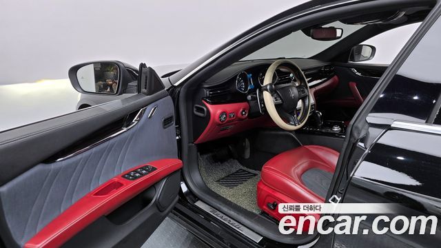 MASERATI Quattro포르테 S 3.0 V6 2017 - photo 13 - Import Corée du Sud | International Cars