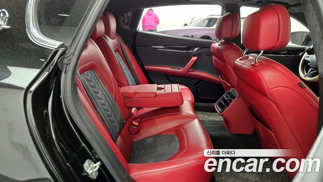 MASERATI Quattro포르테 S 3.0 V6 2017 - photo 17 - Import Corée du Sud | International Cars