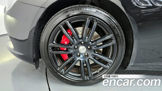 MASERATI Quattro포르테 S 3.0 V6 2017 - photo 5 - Import Corée du Sud | International Cars