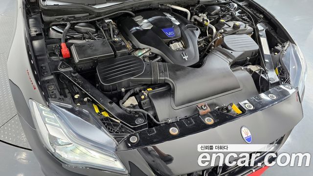 MASERATI Quattro포르테 S 3.0 V6 2017 - photo 6 - Import Corée du Sud | International Cars