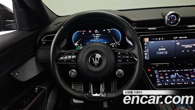 MASERATI 그레칼레 3.0 AWD Trofeo 2023 - photo 19 - Import Corée du Sud | International Cars
