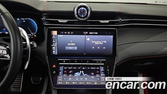 MASERATI 그레칼레 3.0 AWD Trofeo 2023 - photo 20 - Import Corée du Sud | International Cars