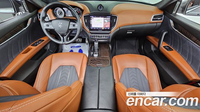 MASERATI Ghibli 2.0 그란루쏘 2021 - photo 10 - Import Corée du Sud | International Cars