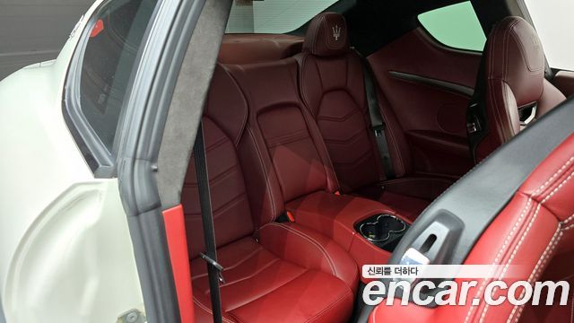 MASERATI Gran Turismo 4.7 Sport 2015 - photo 11 - Import Corée du Sud | International Cars