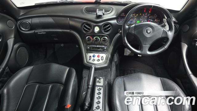 MASERATI 그란Sport 4.2 V8 2006 - photo 9 - Import Corée du Sud | International Cars