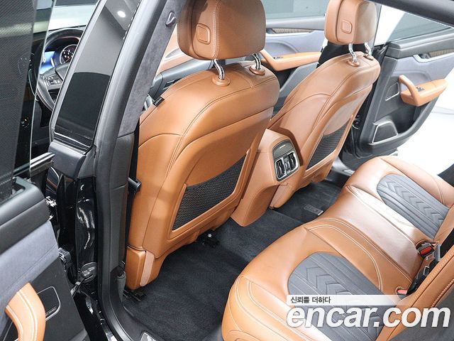 MASERATI Levante 3.0 AWD 그란루쏘 2020 - photo 16 - Import Corée du Sud | International Cars