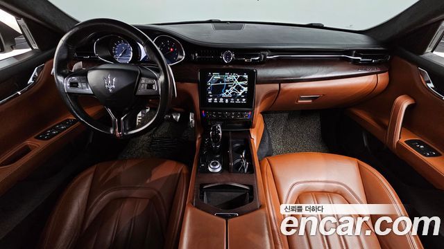 MASERATI Quattro포르테 S Q4 3.0 V6 그란루쏘 2017 - photo 7 - Import Corée du Sud | International Cars