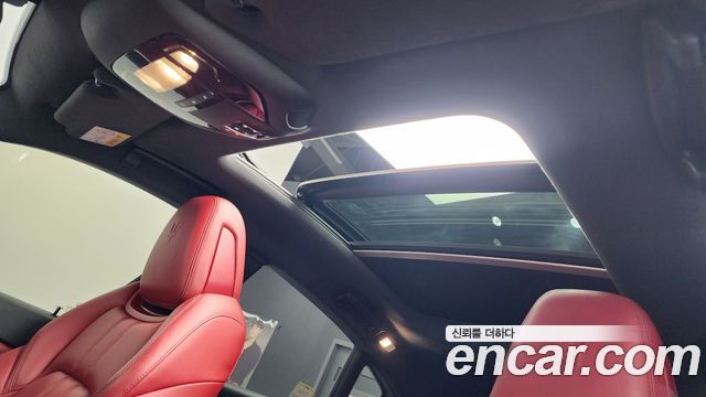 MASERATI Levante 3.0 AWD 그란Sport 2020 - photo 24 - Import Corée du Sud | International Cars