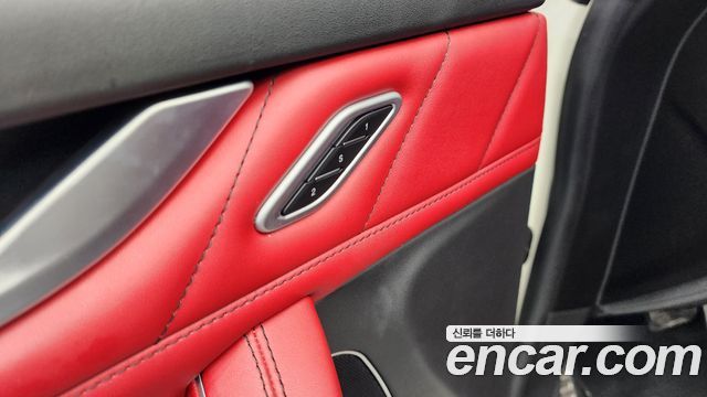 MASERATI Levante 3.0 AWD 그란Sport 2020 - photo 26 - Import Corée du Sud | International Cars