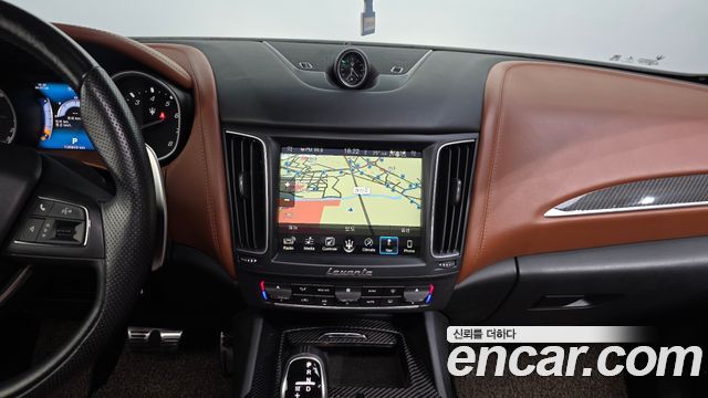 MASERATI Levante 3.0 S AWD 그란Sport 2017 - photo 20 - Import Corée du Sud | International Cars