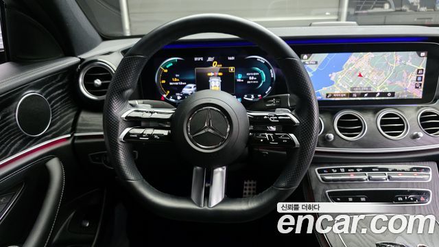 MERCEDES AMG E-Classe W213 E220d 4MATIC AMG Line 2021 - photo 13 - Import Corée du Sud | International Cars