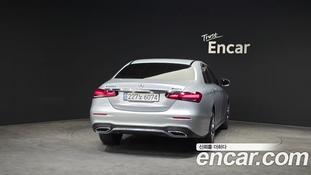 MERCEDES AMG E-Classe W213 E220d 4MATIC AMG Line 2021 - photo 4 - Import Corée du Sud | International Cars