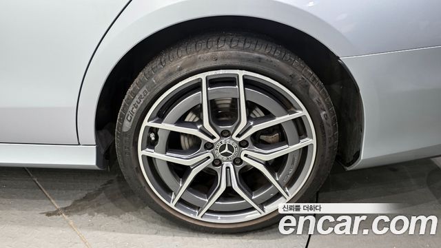 MERCEDES AMG E-Classe W213 E220d 4MATIC AMG Line 2021 - photo 5 - Import Corée du Sud | International Cars