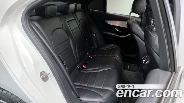 MERCEDES AMG C-Classe W205 C200 AMG Line 2021 - photo 12 - Import Corée du Sud | International Cars