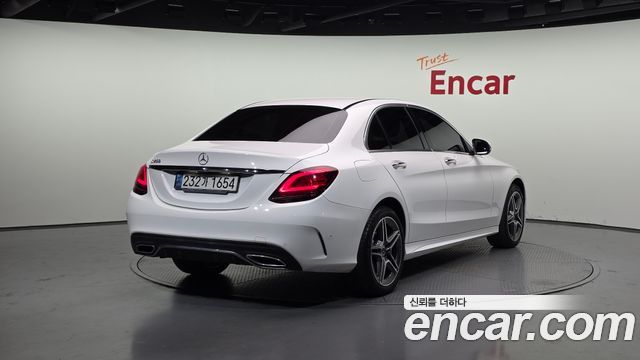 MERCEDES AMG C-Classe W205 C200 AMG Line 2021 - photo 2 - Import Corée du Sud | International Cars