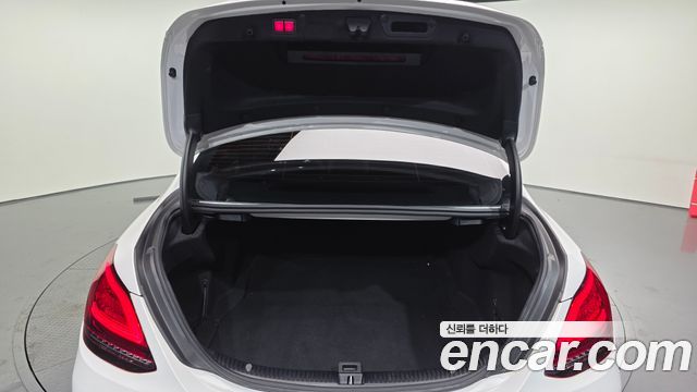 MERCEDES AMG C-Classe W205 C200 AMG Line 2021 - photo 20 - Import Corée du Sud | International Cars