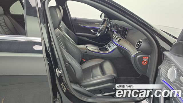 MERCEDES AMG E-Classe W213 E350 4MATIC AMG Line Edition 2021 - photo 11 - Import Corée du Sud | International Cars