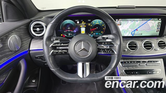 MERCEDES AMG E-Classe W213 E350 4MATIC AMG Line Edition 2021 - photo 13 - Import Corée du Sud | International Cars