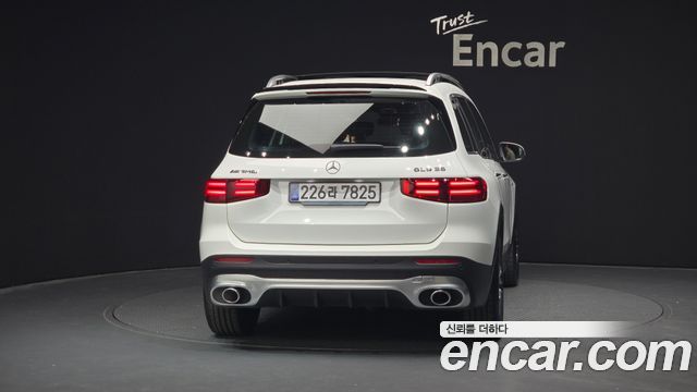 MERCEDES AMG GLB-Classe X247 AMG GLB35 4MATIC 2025 - photo 4 - Import Corée du Sud | International Cars