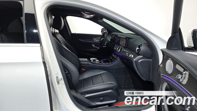 MERCEDES AMG E-Classe W213 E350 4MATIC AMG Line 2019 - photo 11 - Import Corée du Sud | International Cars