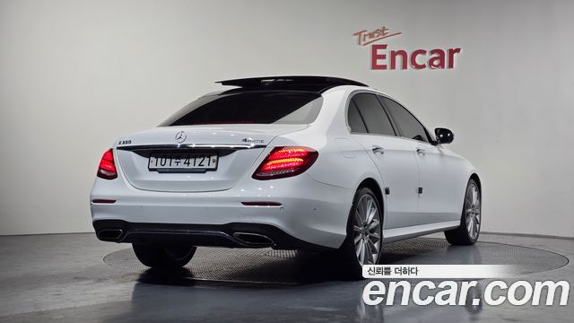 MERCEDES AMG E-Classe W213 E350 4MATIC AMG Line 2019 - photo 2 - Import Corée du Sud | International Cars