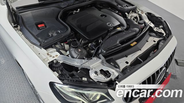 MERCEDES AMG E-Classe W213 E350 4MATIC AMG Line 2019 - photo 6 - Import Corée du Sud | International Cars