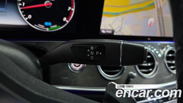 MERCEDES AMG E-Classe W213 E350 4MATIC AMG Line 2019 - photo 9 - Import Corée du Sud | International Cars