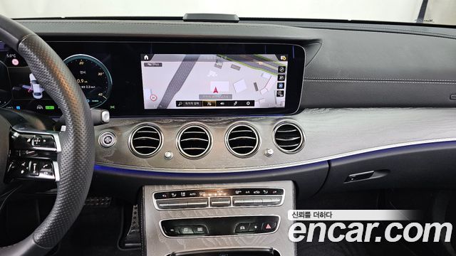MERCEDES AMG E-Classe W213 E350 4MATIC AMG Line 2023 - photo 14 - Import Corée du Sud | International Cars