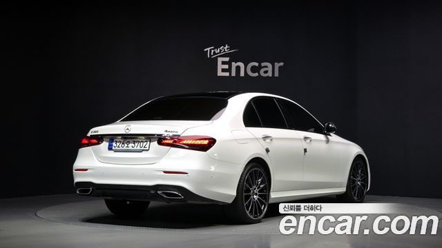 MERCEDES AMG E-Classe W213 E350 4MATIC AMG Line 2023 - photo 2 - Import Corée du Sud | International Cars