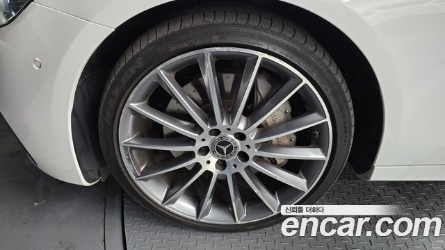MERCEDES AMG E-Classe W213 E350 4MATIC AMG Line Edition 2021 - photo 5 - Import Corée du Sud | International Cars
