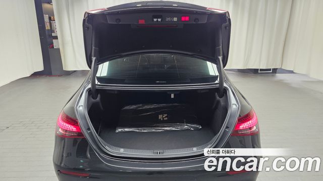 MERCEDES AMG E-Classe W213 E350 4MATIC AMG Line 2023 - photo 20 - Import Corée du Sud | International Cars
