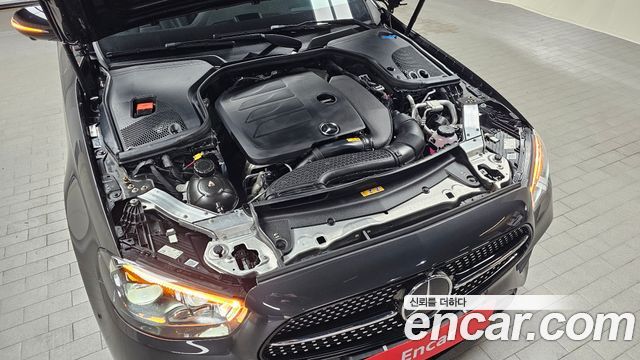 MERCEDES AMG E-Classe W213 E350 4MATIC AMG Line 2023 - photo 6 - Import Corée du Sud | International Cars
