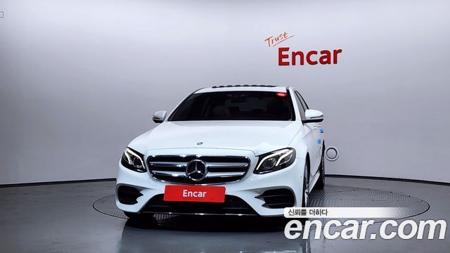 MERCEDES AMG E-Classe W213 E300 AMG Line 2019 - photo 3 - Import Corée du Sud | International Cars