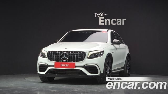 MERCEDES AMG GLC-Classe X253 GLC300 4MATIC AMG Line Coupé 2019 - photo 3 - Import Corée du Sud | International Cars