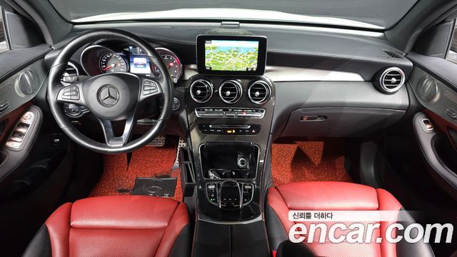 MERCEDES AMG GLC-Classe X253 GLC300 4MATIC AMG Line Coupé 2019 - photo 7 - Import Corée du Sud | International Cars