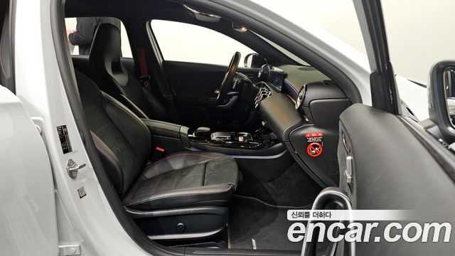 MERCEDES AMG A-Classe W177 AMG A45 4MATIC+ Hatchback 2021 - photo 11 - Import Corée du Sud | International Cars