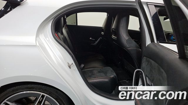 MERCEDES AMG A-Classe W177 AMG A45 4MATIC+ Hatchback 2021 - photo 12 - Import Corée du Sud | International Cars