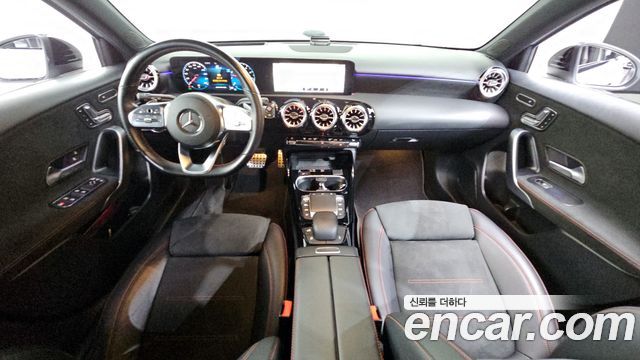 MERCEDES AMG A-Classe W177 AMG A45 4MATIC+ Hatchback 2021 - photo 24 - Import Corée du Sud | International Cars