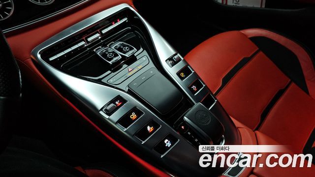 MERCEDES AMG AMG GT 4도어 43 4MATIC+ 2021 - photo 9 - Import Corée du Sud | International Cars